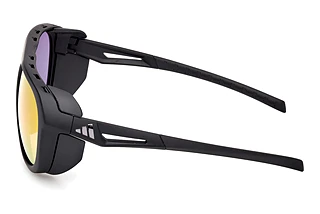 Widok z boku Adidas SP0110 (02Z)