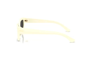 Widok z boku Burberry BE4463D (415887)