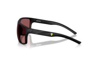 Widok z boku Ferrari Scuderia FZ6015U (504/1E)
