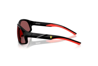 Widok z boku Ferrari Scuderia FZ6016U (501/1E)