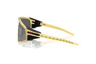 Widok z boku Oakley LATCH PANEL (OO9404 - 940414)