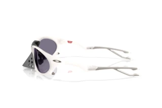 Widok z boku Oakley PLANTARIS (OO9437 - 943706)