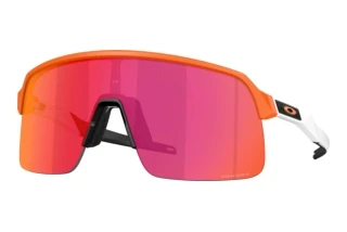 Widok z przodu Oakley SUTRO LITE (OO9463 - 9463B3)