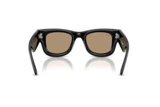 Widok z tyłu Ray-Ban WAYFARER PUFFER (RB4940B - 68647J)