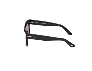 Widok z boku Tom Ford FINN-02 (FT1304 - 01D)