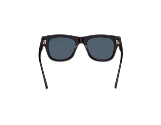 Widok z tyłu Tom Ford FINN-02 (FT1304 - 01N)