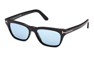 Widok z przodu Tom Ford PENN-02 (FT1362 - 01V)