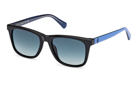 Okulary przeciwsłoneczne Guess GU00227 01W